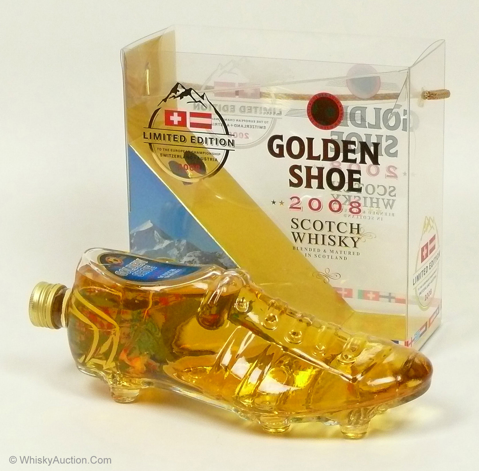 Виски golden. Blended Scotch Whisky Голден Шое. Golden Shoe виски. Голден прайс. Голден прайс шоп.